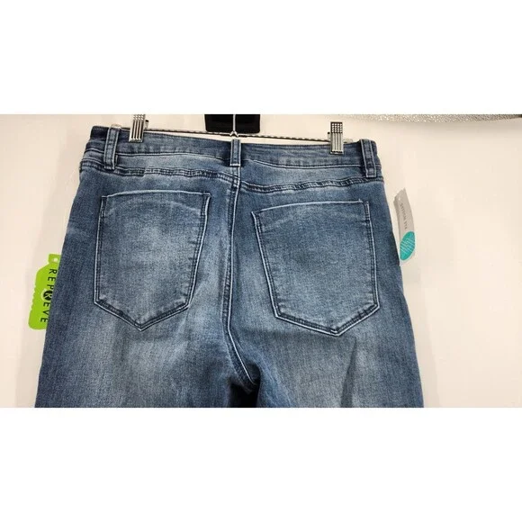 Prosperity Women's Size 8 Blue Denim Laura Embroidered Bootcut Jeans NWT - Picture 11 of 12